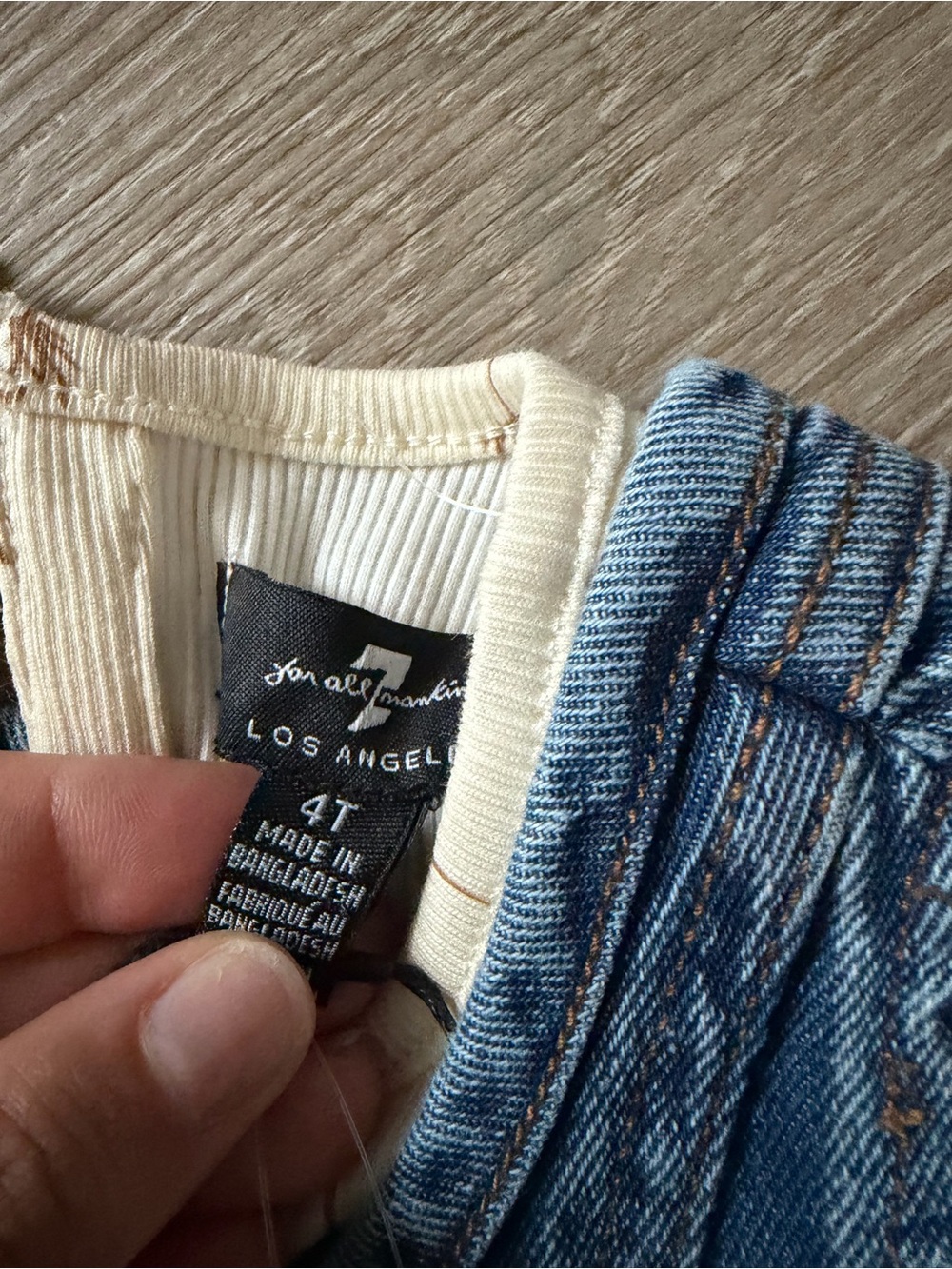 7 For All Mankind - Picture 2 of 4